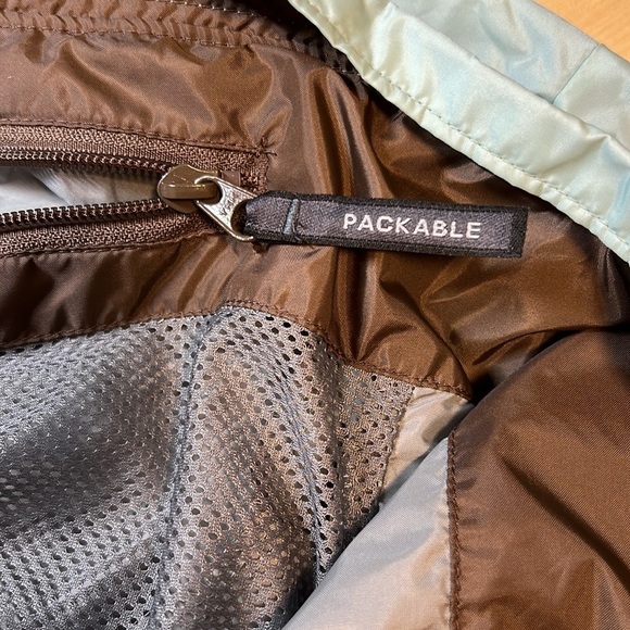Columbia Packable Rain Jacket Size XL - Picture 11 of 12